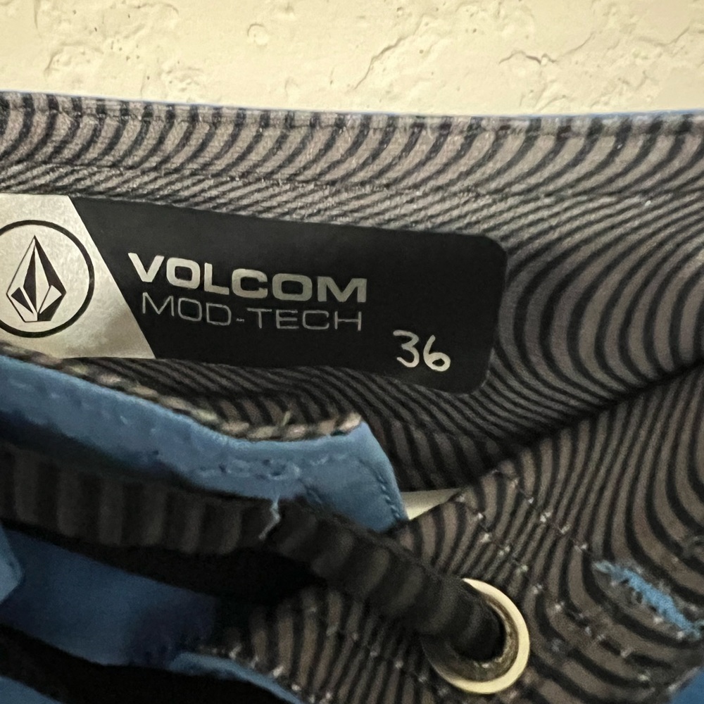 Volcom Swim Trunks - Picture 3 of 3